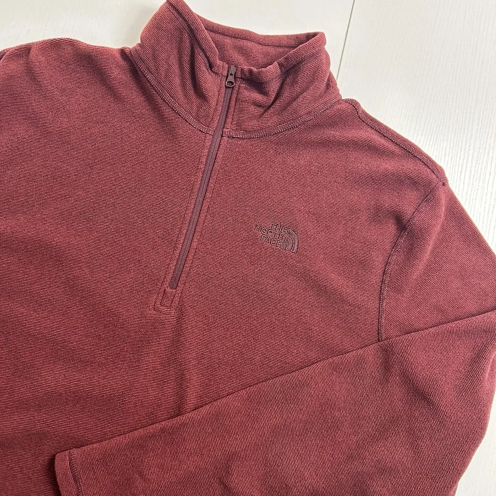 North Face Pullover Mens Medium Maroon Quarter Zip Long Sleeve Hiking Athletic